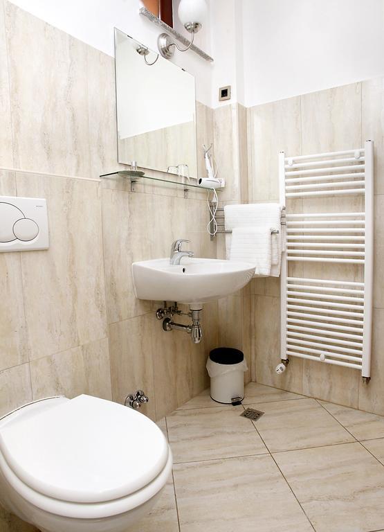 Guest House Isabel Zagreb Extérieur photo