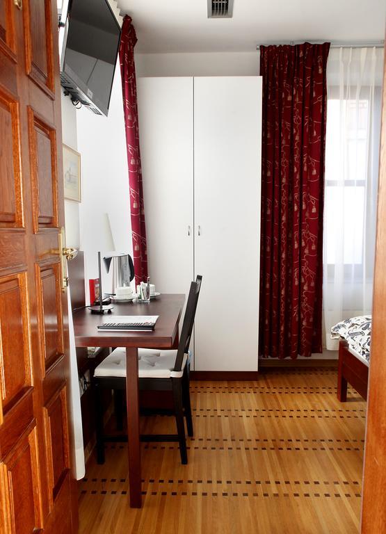 Guest House Isabel Zagreb Extérieur photo